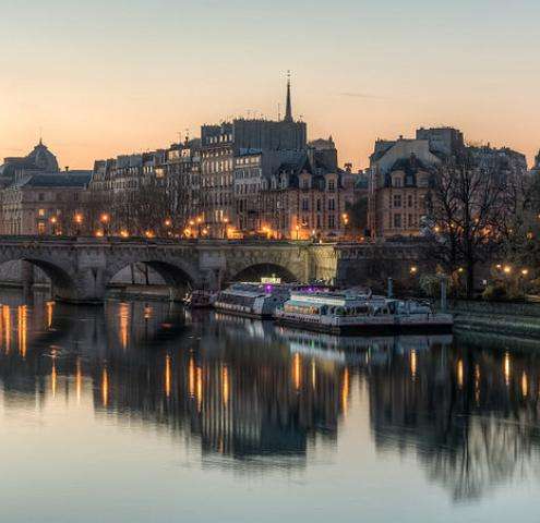 Balade de Saint-Valentin sur l'île de la Cité